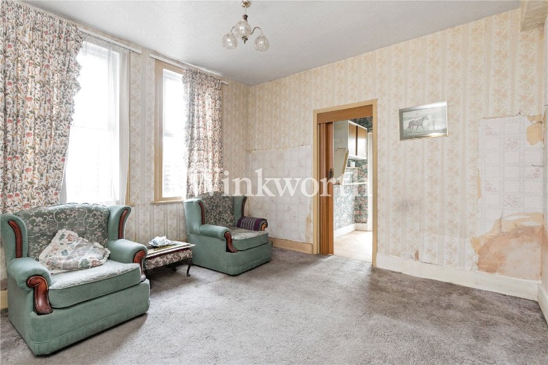 Westbury Avenue, London, N22