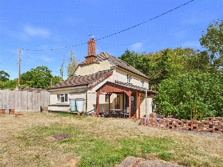 Pennicott, Shobrooke, Crediton, Devon, EX17