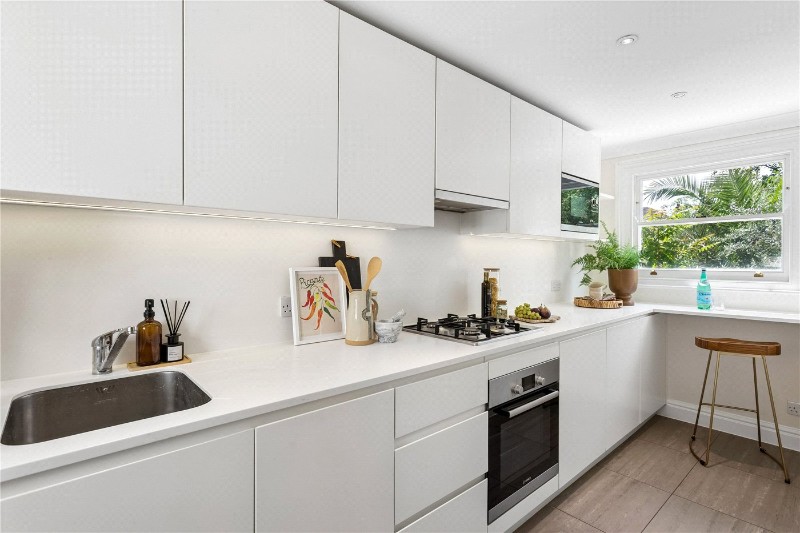 Rossiter Road, London, SW12