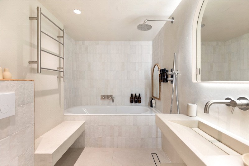 St Stephens Gardens, London, W2