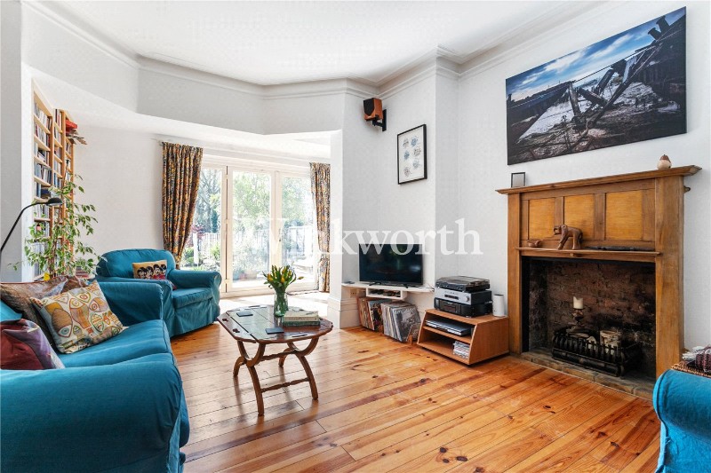 Fox Lane, London, N13