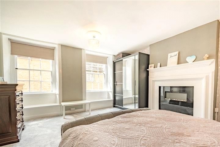 Market Hill, Calne, Wiltshire, SN11