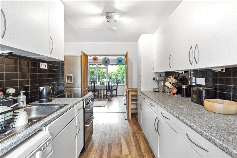 Cooks Road, London, SE17