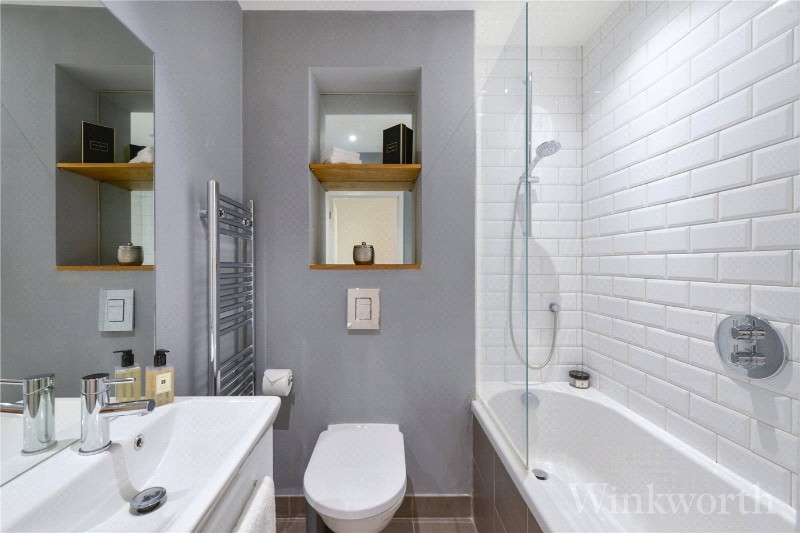 New Cross Road, London, SE14