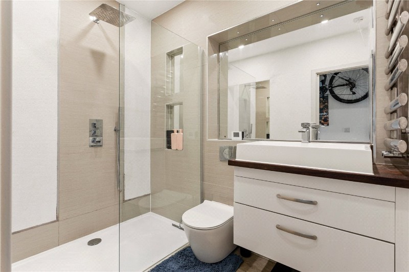 Byrne Road, London, SW12