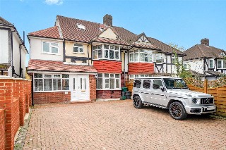 Beverley Way, London, SW20