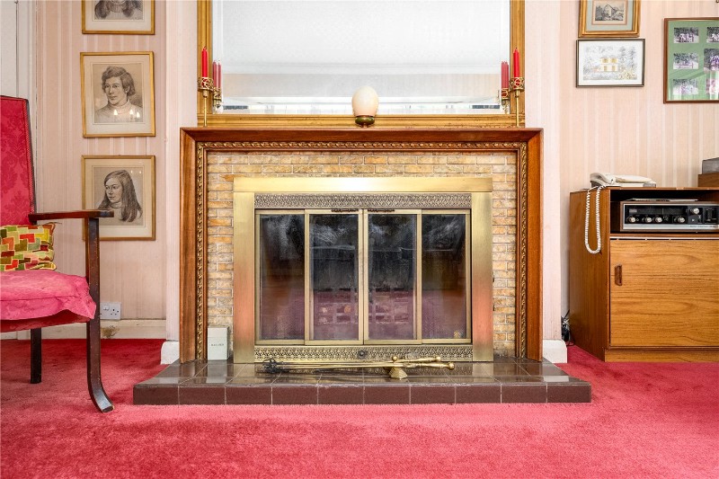 Byfleet Road, Cobham, Surrey, KT11