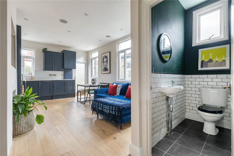 Kettering Street, London, SW16