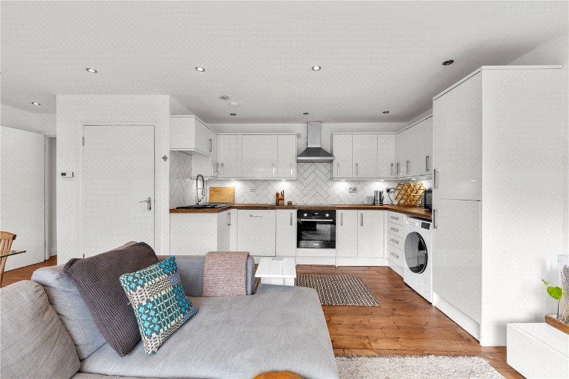 Apex House, 17 Bacon Street, London, E1