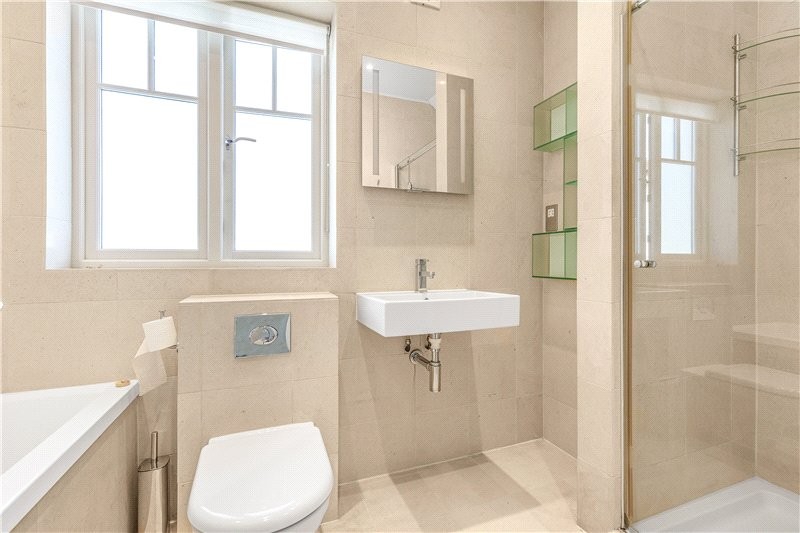 Beverley Close, Barnes, London, SW13