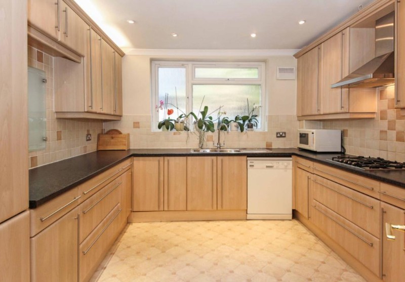 Grove Road, Bournemouth, BH1