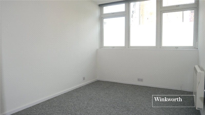 Cat Hill, East Barnet, EN4