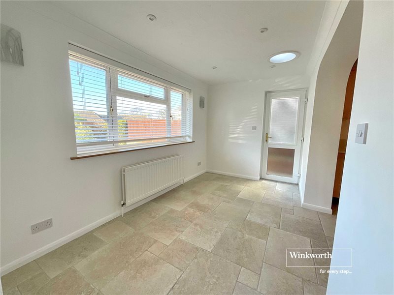Vecta Close, Friars Cliff, Christchurch, Dorset, BH23