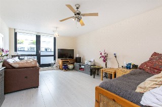 Canalside Square, London, N1