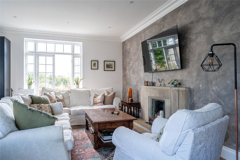 Hillside Road, London, SW2