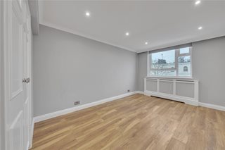 Melbourne Court, Randolph Avenue, Maida Vale, London, W9