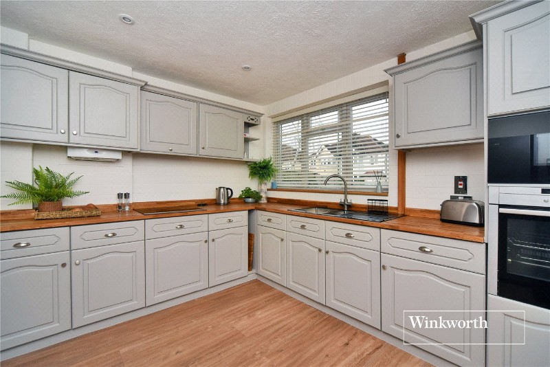 Colborne Way, Worcester Park, KT4
