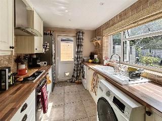 Stratford Road, Honeybourne, Evesham, Worcestershire, WR11