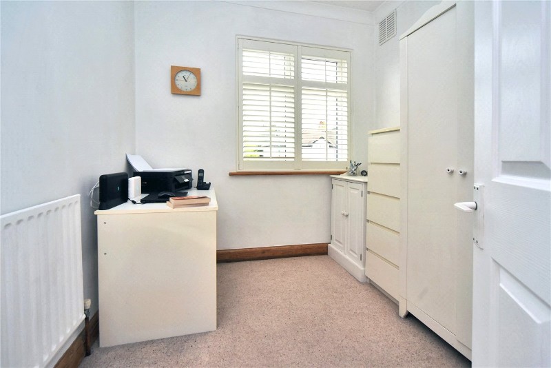 Redford Avenue, Wallington, SM6