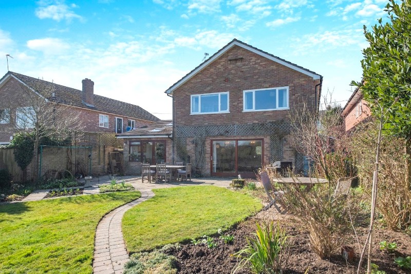 Birds Lane, Midgham, Reading, Berkshire, RG7