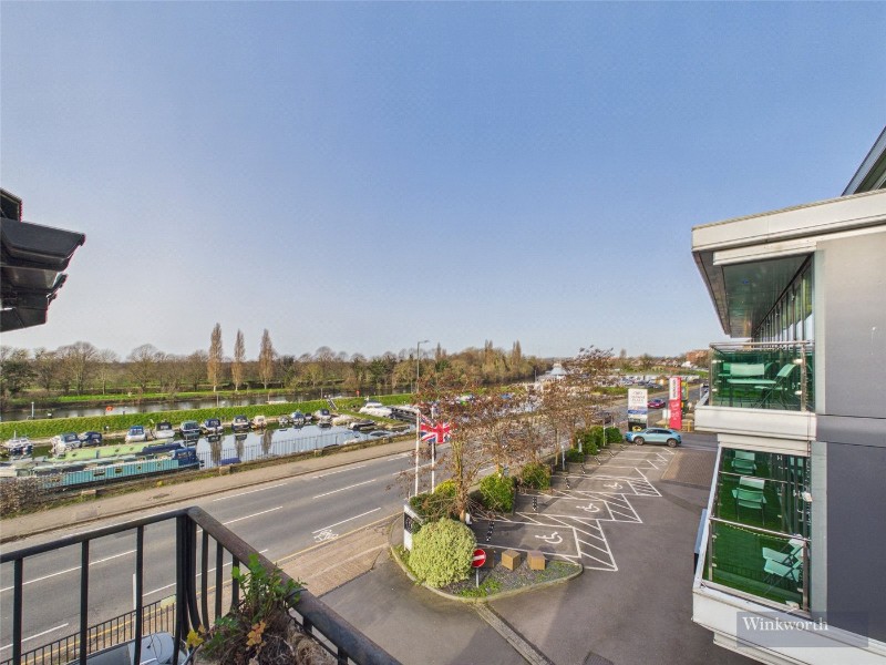 Portsmouth Road, Long Ditton, Surbiton, Surrey, KT6