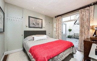 Winchester Street, London, SW1V