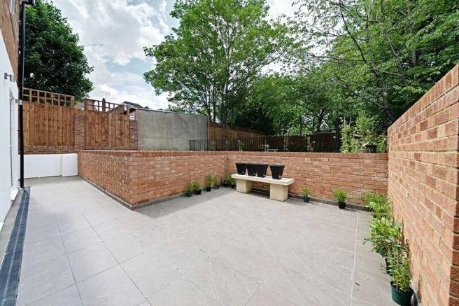 Langton Court, 37 Parson Street, London, NW4