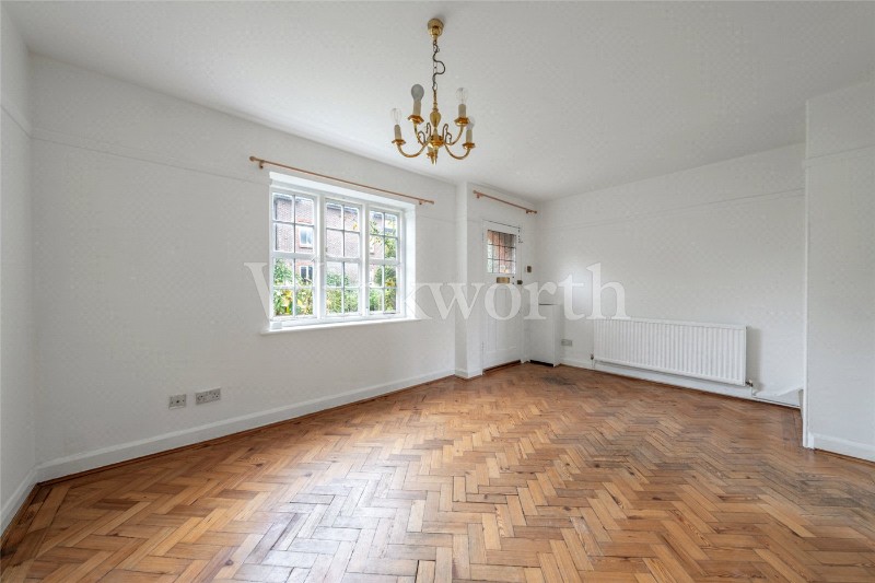 Childs Way, London, NW11