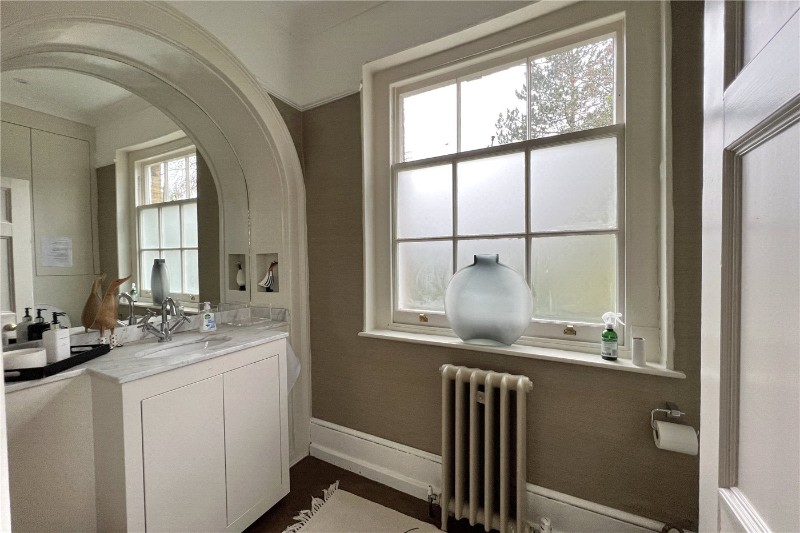 Mayflower Way, Farnham Common, SL2