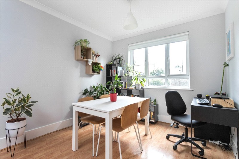 Holly Street, London, Hackney, E8