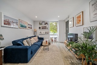 Woods Road, London, SE15