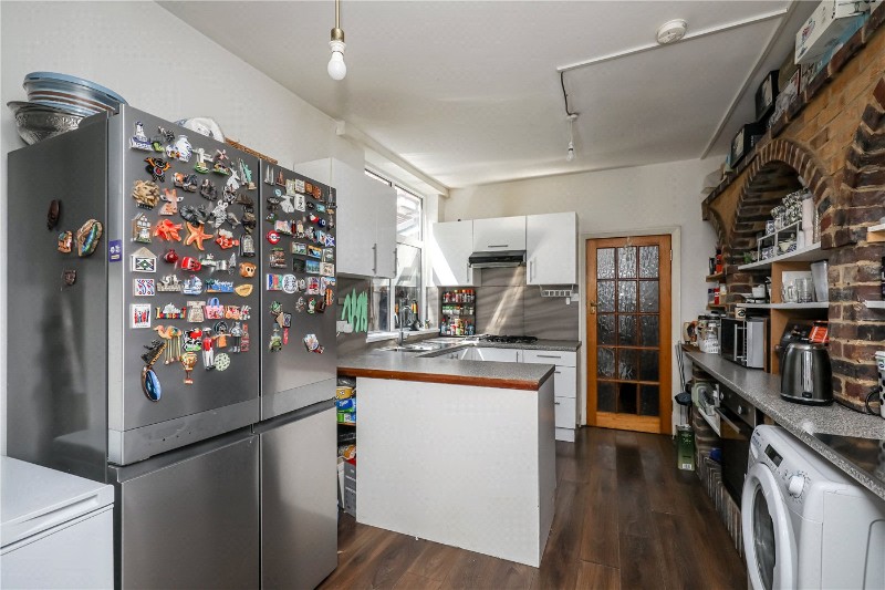 Evelyn Grove, London, W5