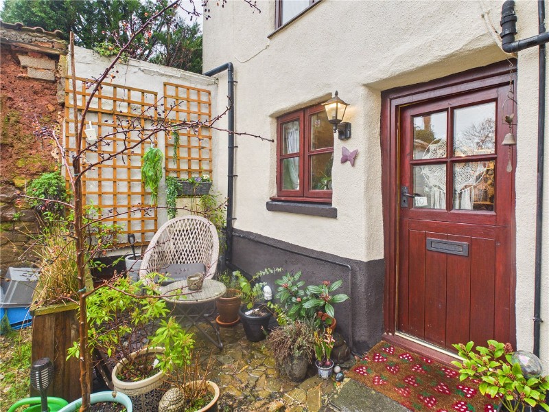 Threshers, Crediton, Devon, EX17