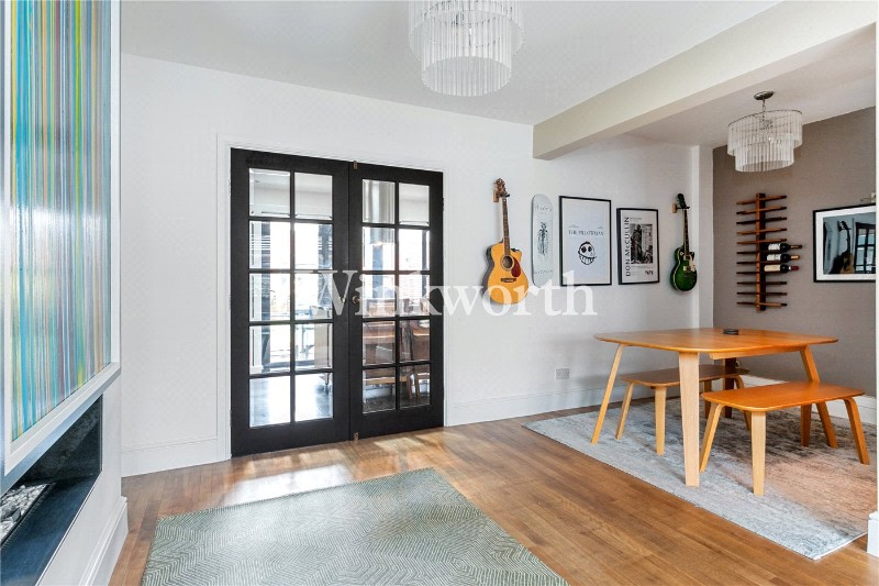 Woodstock Crescent, London, N9
