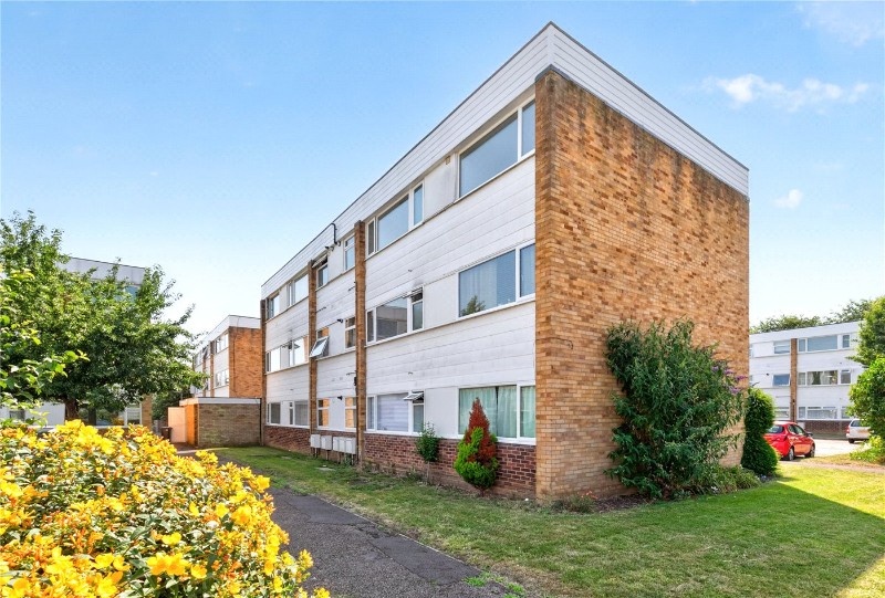Hazelbank Court, Chertsey, Surrey, KT16