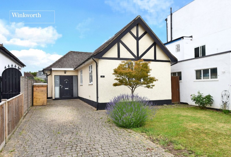 Oaks Avenue, Worcester Park, KT4