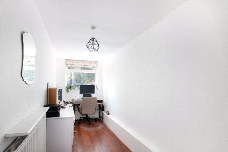 Delamere Road, London, SW20