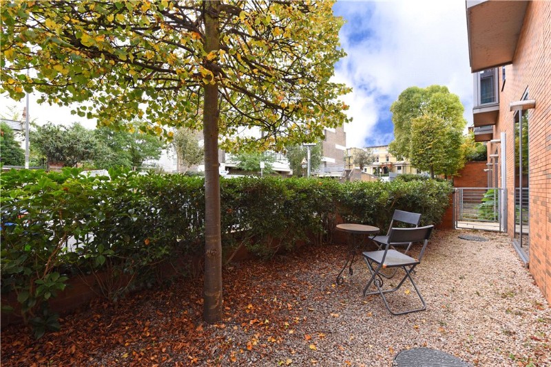 Rayners Road, London, SW15