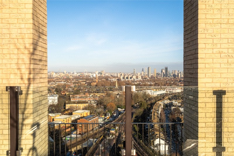 Herne Hill Road, London, SE24