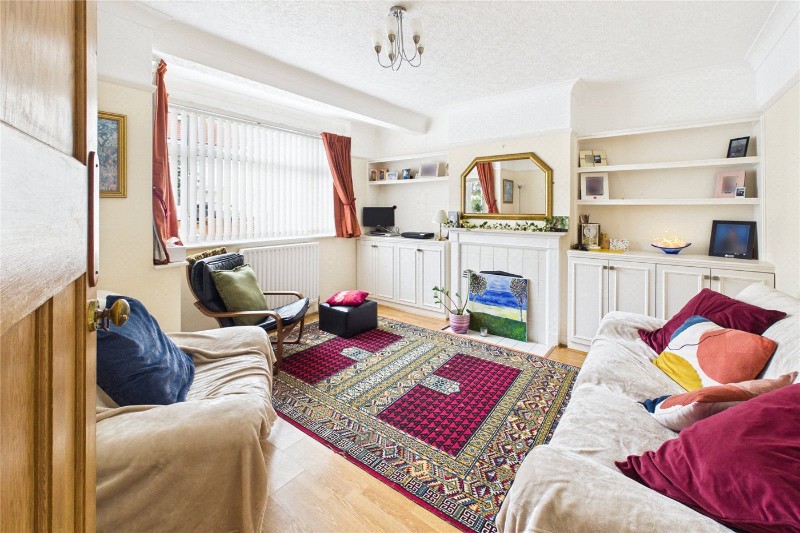 Lyndhurst Avenue, London, SW16