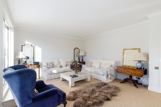 Point Pleasant, London, SW18