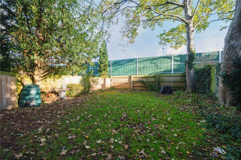 Lytton Grove, London, SW15