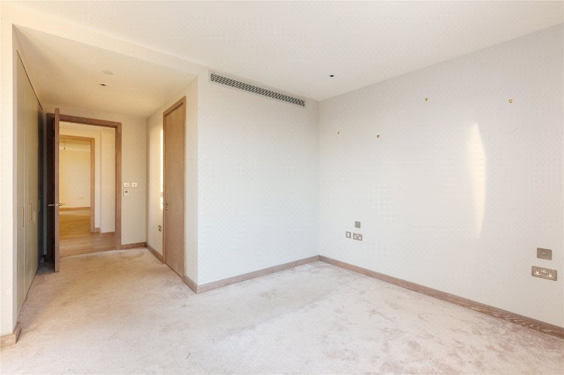 Bellwether Lane, London, SW18