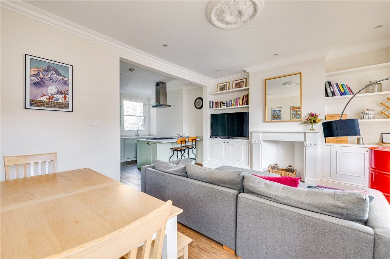 Wandsworth Bridge Road, London, SW6