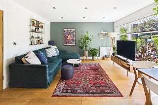 Palace Road, London, SW2