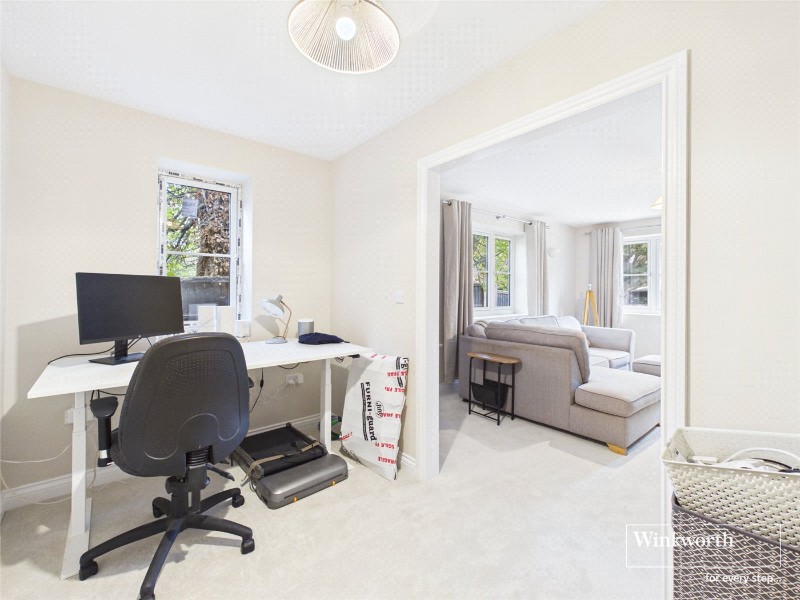 Sandford Lane, Hurst, Reading, Berkshire, RG10