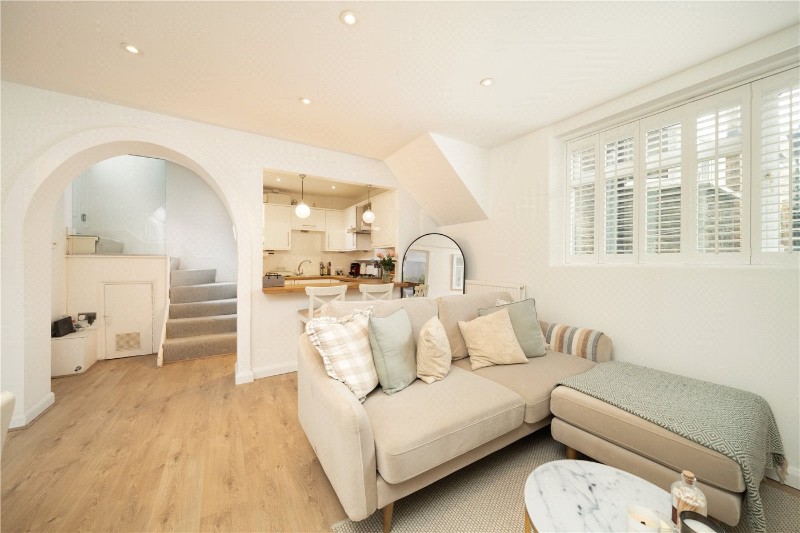 Santos Road, London, SW18