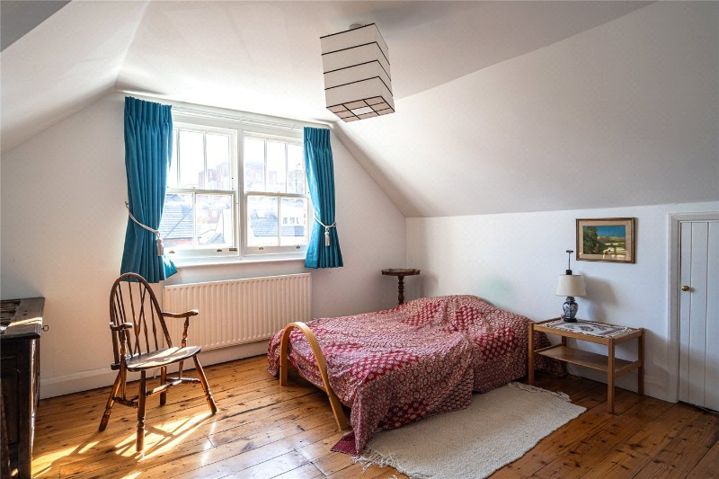 Killieser Avenue, London, SW2