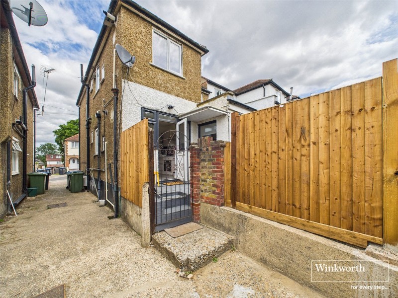 Doreen Avenue, Kingsbury, London, NW9