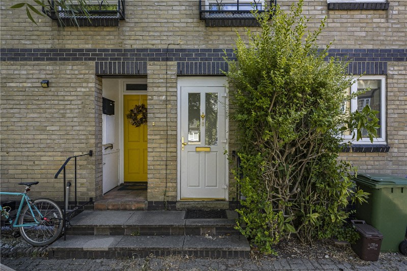 Chargrove Close, London, SE16
